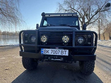 Авто Land Rover Defender 2000 № 7918942