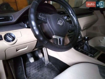 Авто Volkswagen Passat 2012 № 7919018