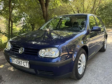 Авто Volkswagen Golf 2000 № 7919035