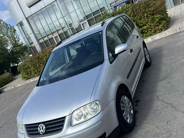 Авто Volkswagen Touran 2003 № 7919088