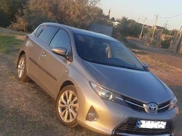 Авто Toyota Auris 2014 № 7919244