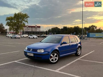 Авто Volkswagen Golf 2001 № 7919466