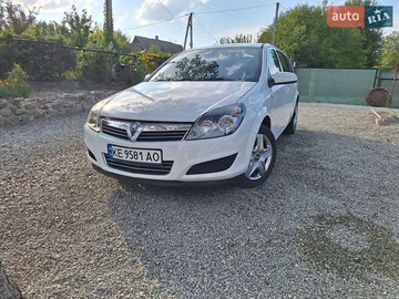 Авто Opel Astra 2013 № 7919591