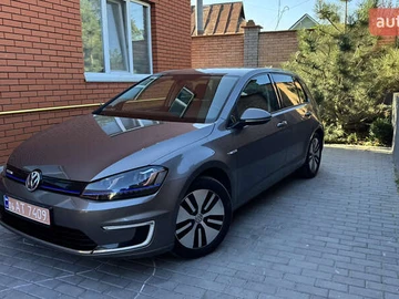 Авто Volkswagen E-Golf 2015 № 7919652