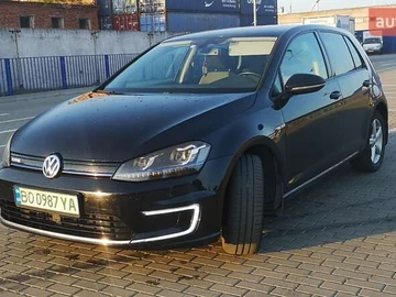 Авто Volkswagen E-Golf 2015 № 7919653