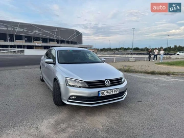 Авто Volkswagen Jetta 2016 № 7919776