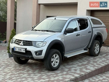 Авто Mitsubishi L 200 2011 № 7919788