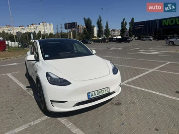 Авто Tesla Model Y 2022 № 7919895