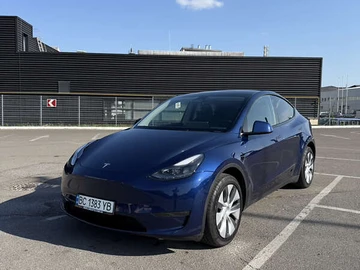 Авто Tesla Model Y 2023 № 7919922