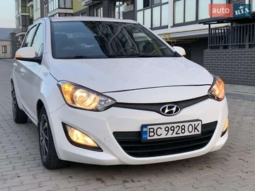 Авто Hyundai I20 2012 № 7920024