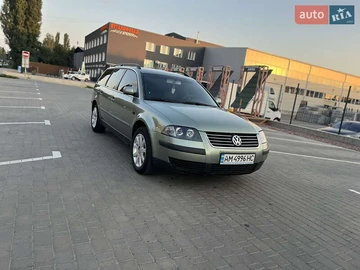 Авто Volkswagen Passat 2002 № 7920029