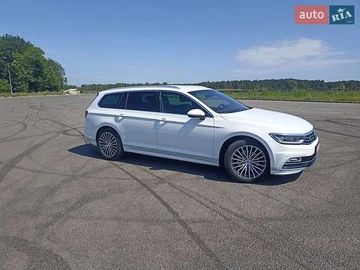 Авто Volkswagen Passat 2018 № 7920036
