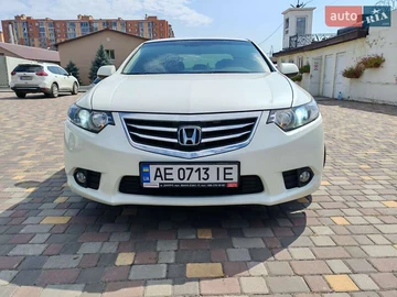 Авто Honda Accord 2011 № 7920092