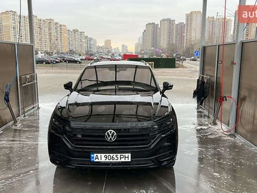 Авто Volkswagen Touareg 2023 № 7920176