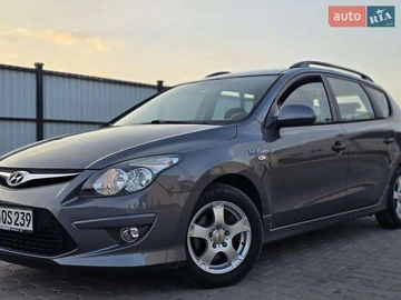 Авто Hyundai I30 2010 № 7920212