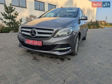 Авто Mercedes B-Class 2017 № 7920230