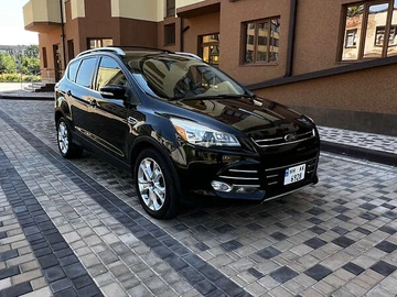 Авто Ford Escape 2016 № 7920243