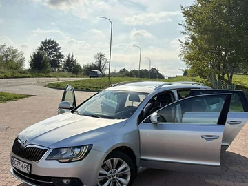 Авто Skoda Superb 2013 № 7920358
