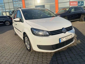 Авто Volkswagen Touran 2015 № 7920367