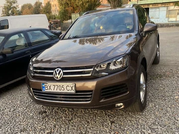 Авто Volkswagen Touareg 2012 № 7920387