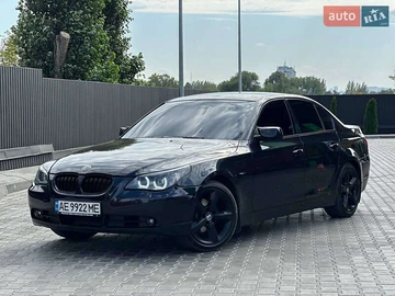 Авто BMW 5 Series 2004 № 7920454