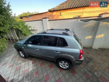 Авто Hyundai Tucson 2007 № 7920706
