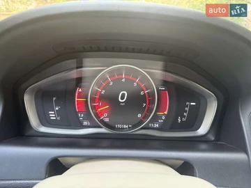 Авто Volvo Xc60 2016 № 7920795