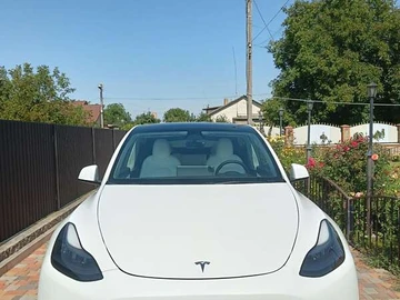 Авто Tesla Model Y 2021 № 7920796