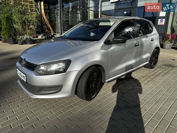 Авто Volkswagen Polo 2011 № 7920900