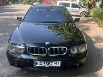Авто BMW 7 Series 2004 № 7920902