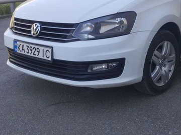 Авто Volkswagen Polo 2019 № 7920936