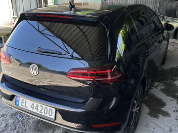 Авто Volkswagen E-Golf 2017 № 7920987
