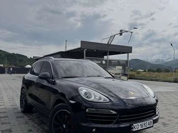 Авто Porsche Cayenne 2011 № 7921018