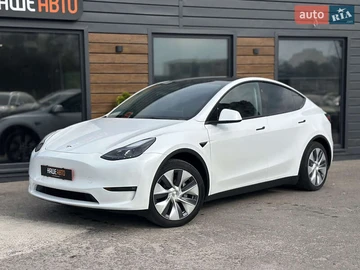 Авто Tesla Model Y 2023 № 7921053