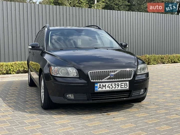 Авто Volvo V50 2006 № 7921140