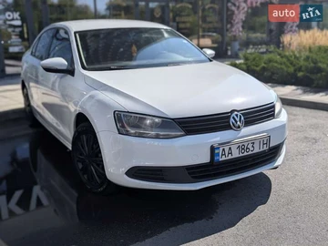 Авто Volkswagen Jetta 2014 № 7921222
