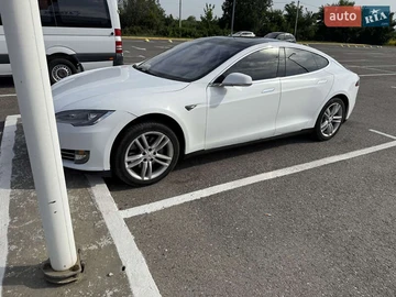 Авто Tesla Model S 2013 № 7921261