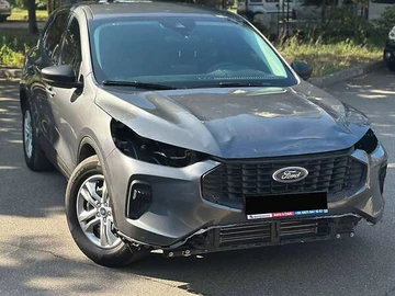 Авто Ford Escape 2023 № 7921264