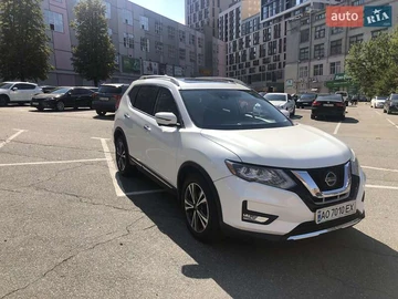 Авто Nissan Rogue 2018 № 7921303