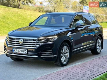 Авто Volkswagen Touareg 2019 № 7921357
