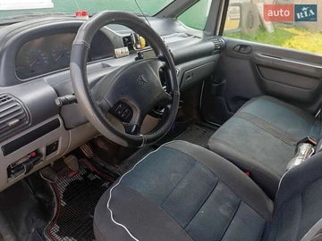 Авто Peugeot Expert 2002 № 7921419
