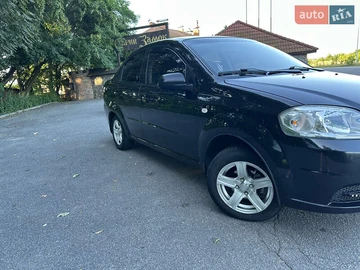 Авто Chevrolet Aveo 2011 № 7921445