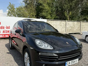 Авто Porsche Cayenne 2011 № 7921660