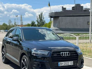 Авто Audi Q7 2015 № 7921690
