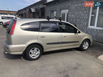 Авто Honda Stream 2003 № 7921764
