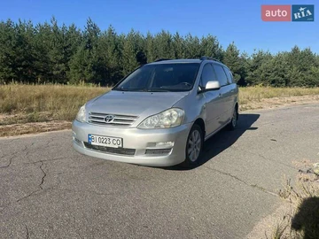 Авто Toyota Avensis Verso 2005 № 7921813