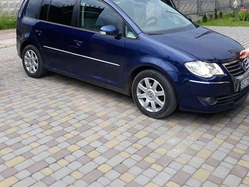 Авто Volkswagen Touran 2007 № 7921860