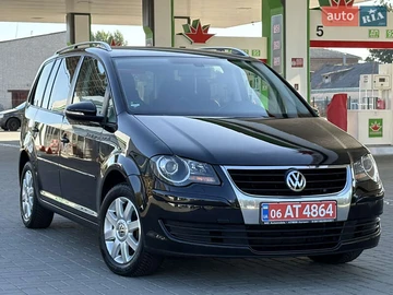 Авто Volkswagen Touran 2010 № 7921911