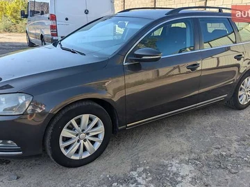 Авто Volkswagen Passat 2011 № 7921912
