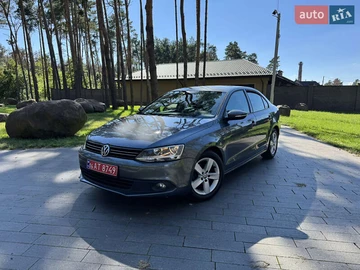 Авто Volkswagen Jetta 2011 № 7921924
